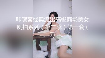 良家少妇~也爱吃鸡巴~口技一流，没事干在家喜欢吃鸡巴，撩夺老公的精液~吃得真陶醉，满脸春意！